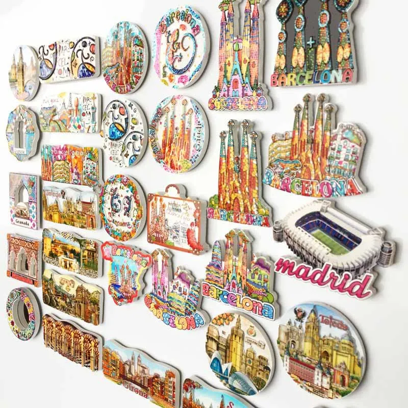 Magnete Frigorifero 3D Barcellona – Souvenir Spagna In Resina Fatta A Mano – 7x7 Cm – Decorazione Casa E Cucina – Regalo Viaggio