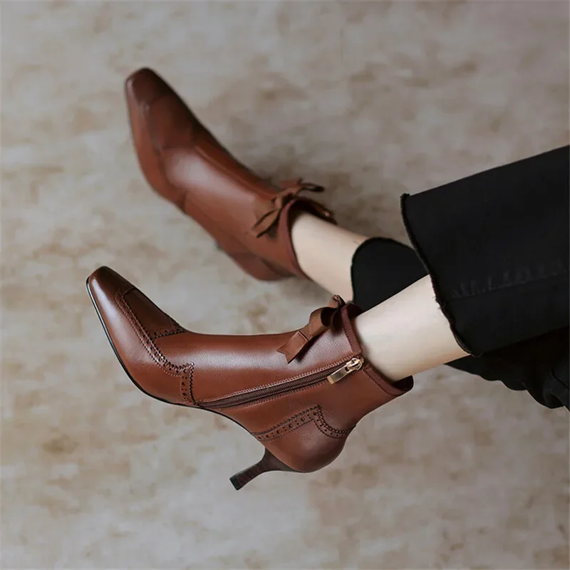 

New 2024 Autumn Winter Bullock Women Shoes High Heel Genuine Leather Boots for Women Square Toe Boots Zipper Bow Ankle Boots