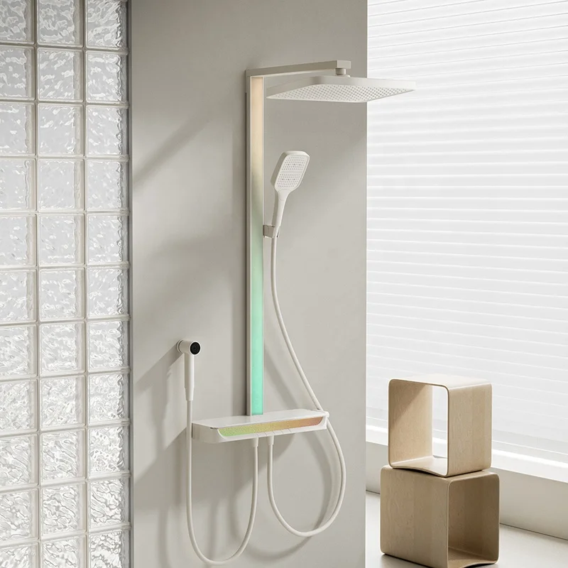 ใหม่ทองเหลืองห้องน้ําดิจิตอลน้ําตกติดผนังห้องน้ําระบบชุดฝนเปียโนสมาร์ทนวดชุดเทอร์โมสตัท 1