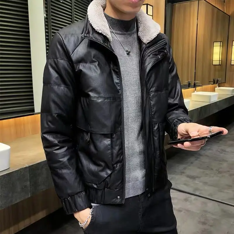 

2023 Men Winter Fashion Slim Cotton-padded Coats Men's Korean Leather Down Cotton Jackets Male Pockets Warm Overcoats I316