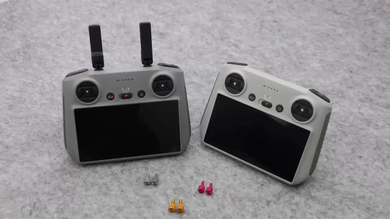 Mini 3 Pro RC Joystick Di Ricambio In Alluminio – Levette Antiscivolo Allungate Per Telecomando DJI Mini 3 Pro, Custodia Portatile Inclusa, Argento