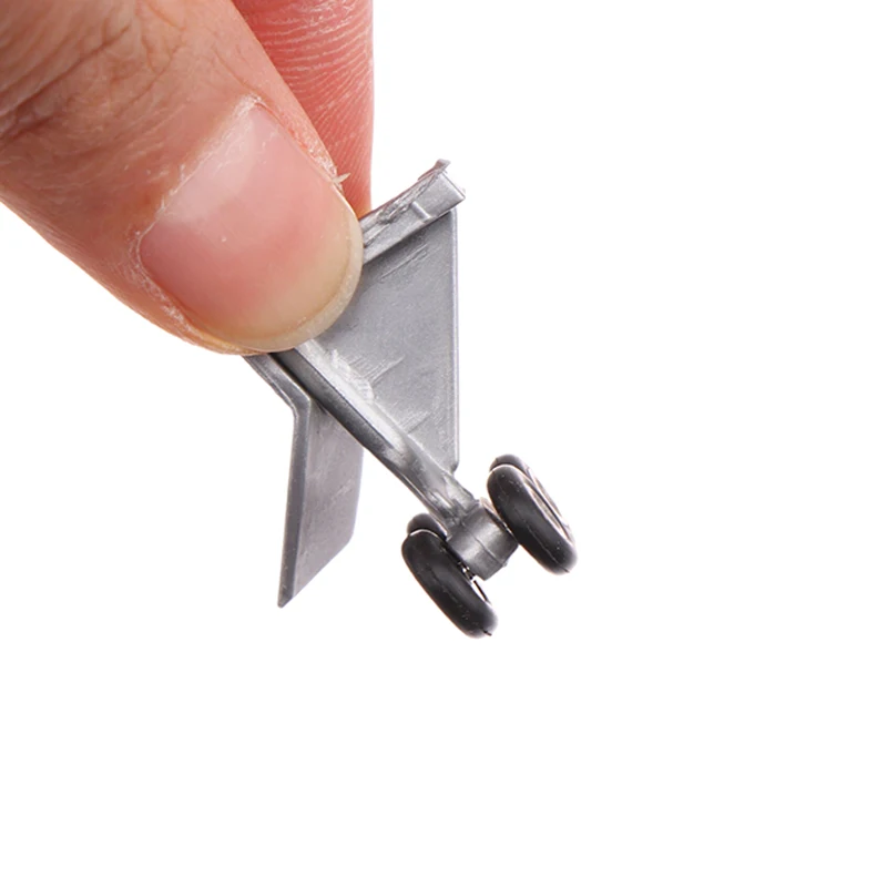 Premium Aircraft Model Display with Landing Gear and Stand - High Quality Airplane Accessories