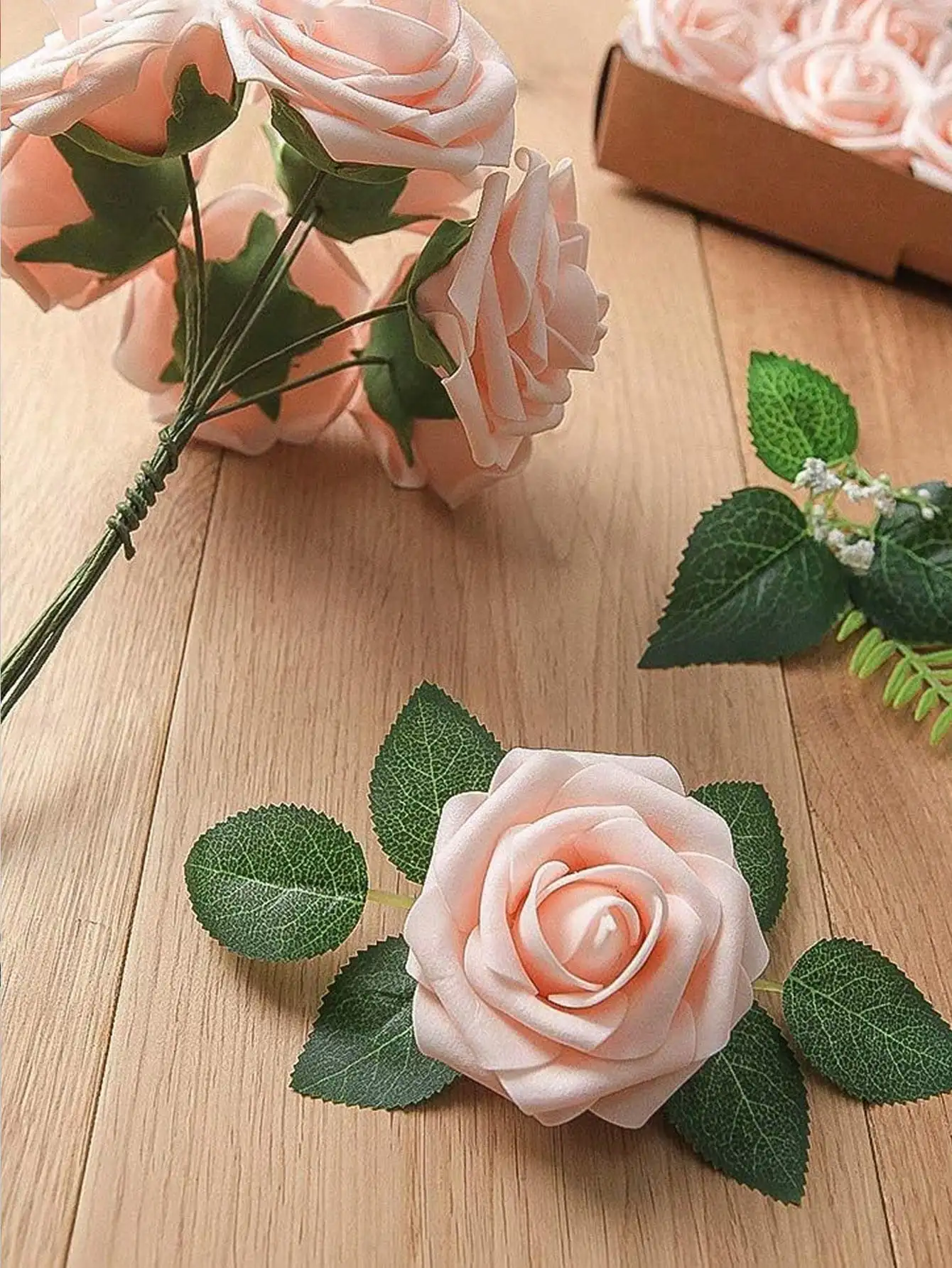 25-teiliges künstliches Rosen-Set mit grünem Farbverlauf – DIY-Hochzeitsstrauß, geeignet für Hochzeit, Kuchen, Party-Dekoration – Detail 5