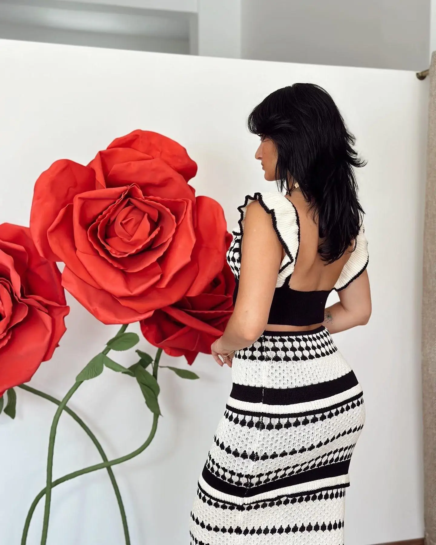 Knit Striped 2 Piece-Set Maxi Skirt For Women Ruffled Backless Patchwork Cropped Pullover And Knitwear Long Skirt Outfits