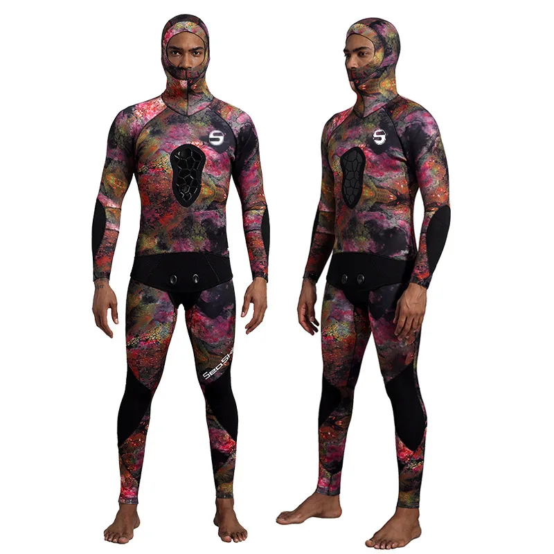 

New 3MM chloroprene rubber integrated hood wet diving suit with puncture proof professional diving suit for fish hunting