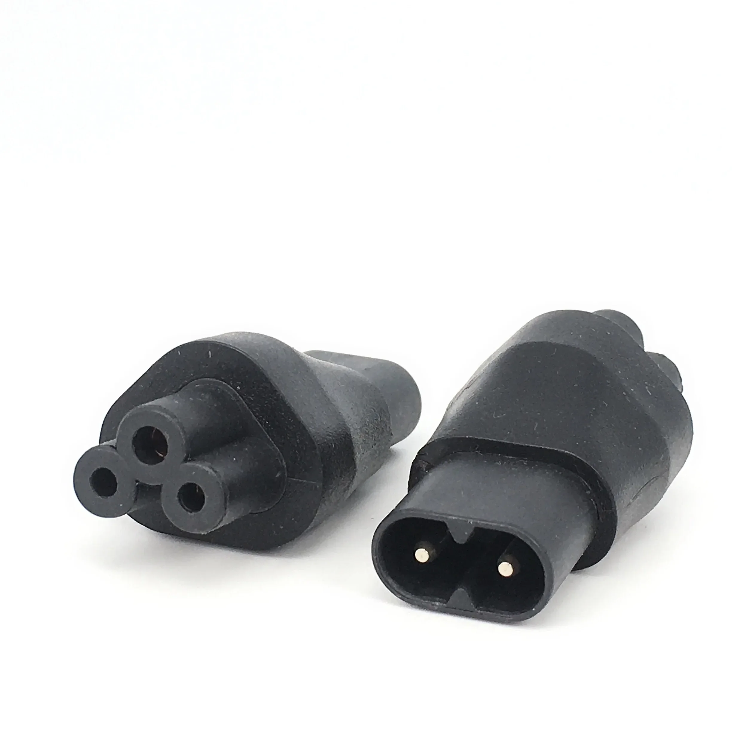 IEC 320 C5 3  Ͽ C8 2   ÷    