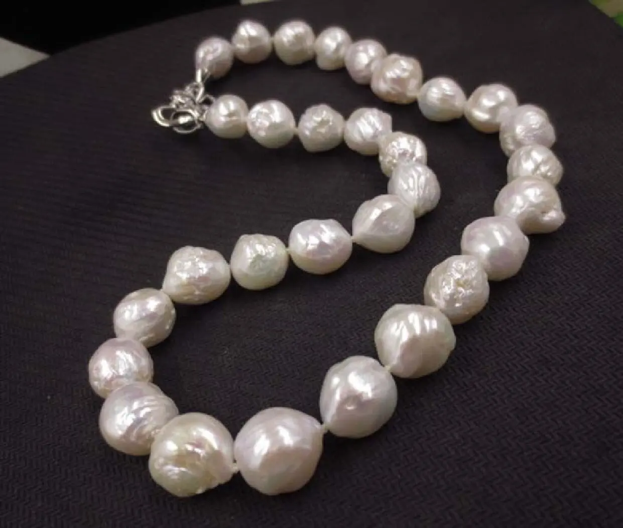 

baroque white 11-13mm FURROW Kasumi pearl necklace Double heart clasp