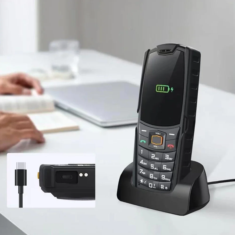AGM M7 2+16G Volte Android Feature Phone Waterproof Touch Screen 2500mAh Cellphone with English Russian keyboard