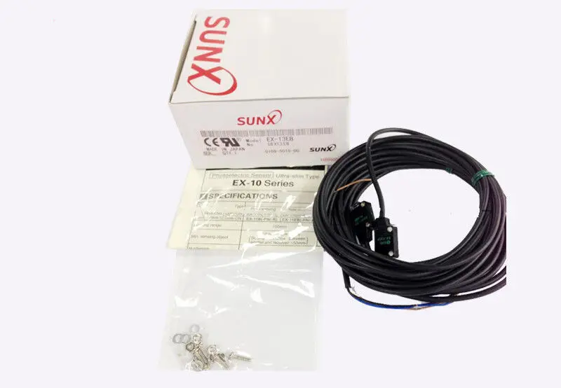 

Фотоэлектрическая лампа с ультратонким боковым датчиком