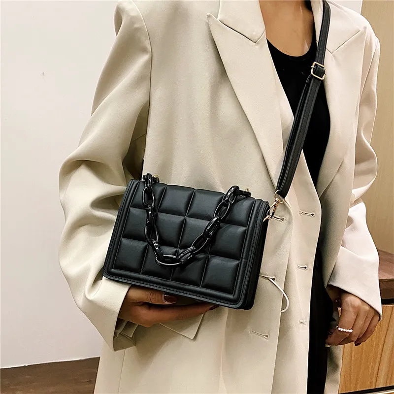 

Women's Bag 2022 Trend Checkered Small Square Bag Female Fashion Simple Acrylic Chain Decoration Portable Shoulder Bag