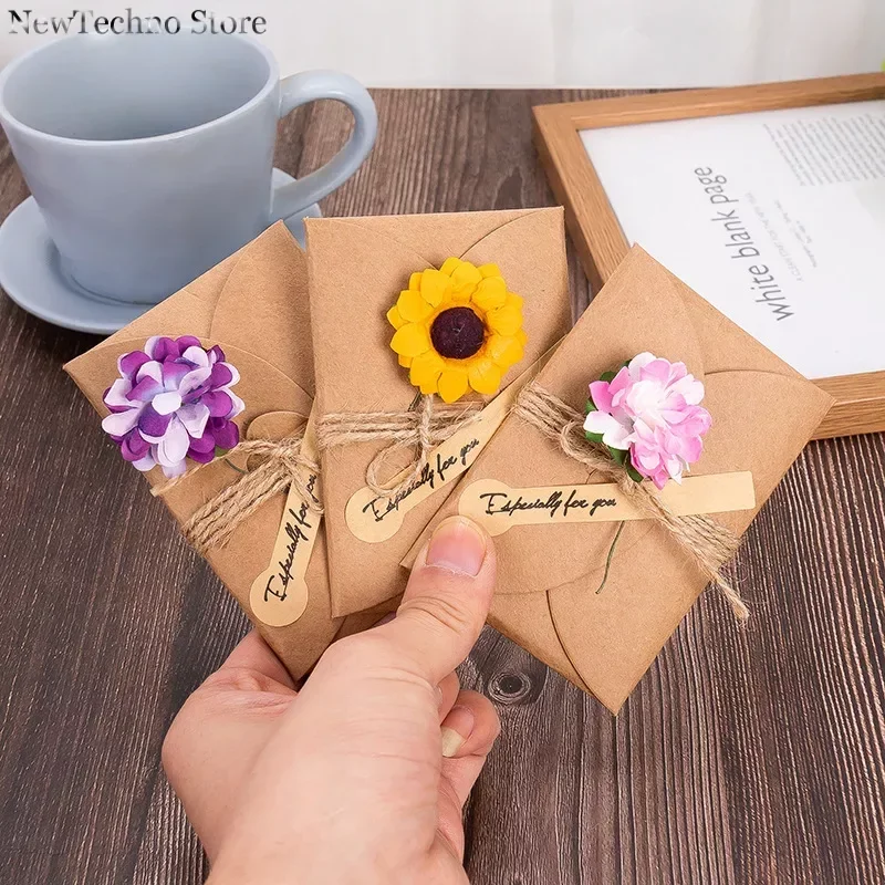 

1PC Dried Flowers Greeting Card DIY Kraft Paper Handwritten Blessing Greeting Cards Valentine's Day Invitation Envelopes