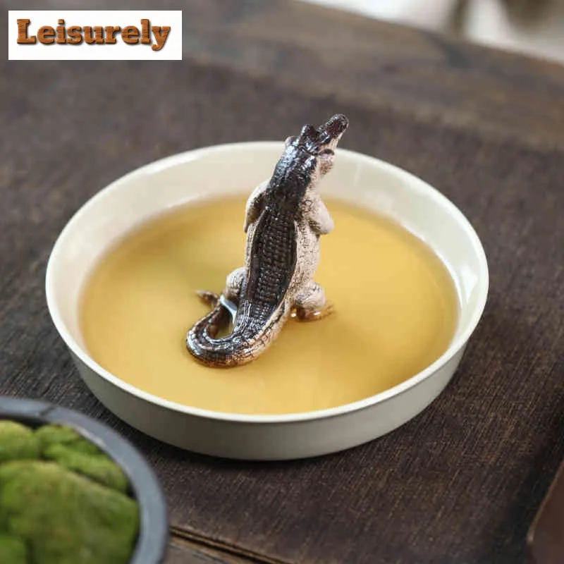 Yixing Zisha Crocodile Financial Baron Tea Pet Japanese Tea Sculpture Tea Figurine Play Toys Tea Statue Ornaments Craftsmanship