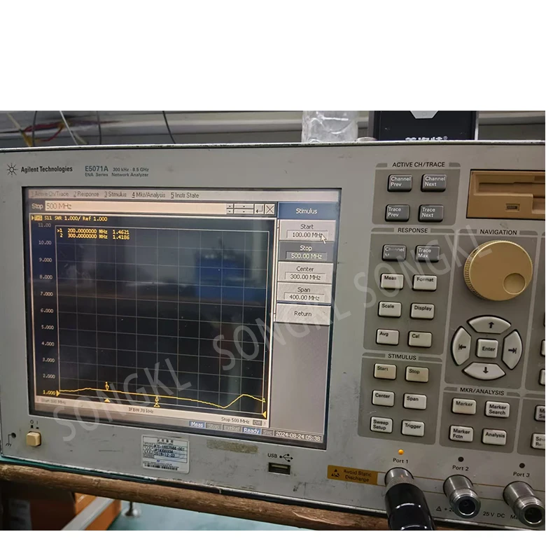 50-500MHZ 유리 섬유 안테나 N 남성 50-250MHZ 100-500MHZ 150-350MHZ 200-400MHZ 300-500MHZ UAV 방해기 모듈 안테나 고전력