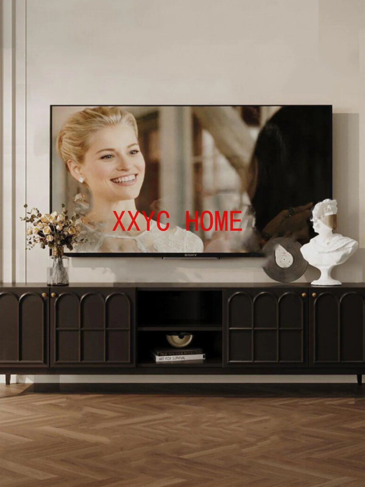 

Шкаф для телевизора из массива дерева, сочетание середины древней гостиной во французском стиле