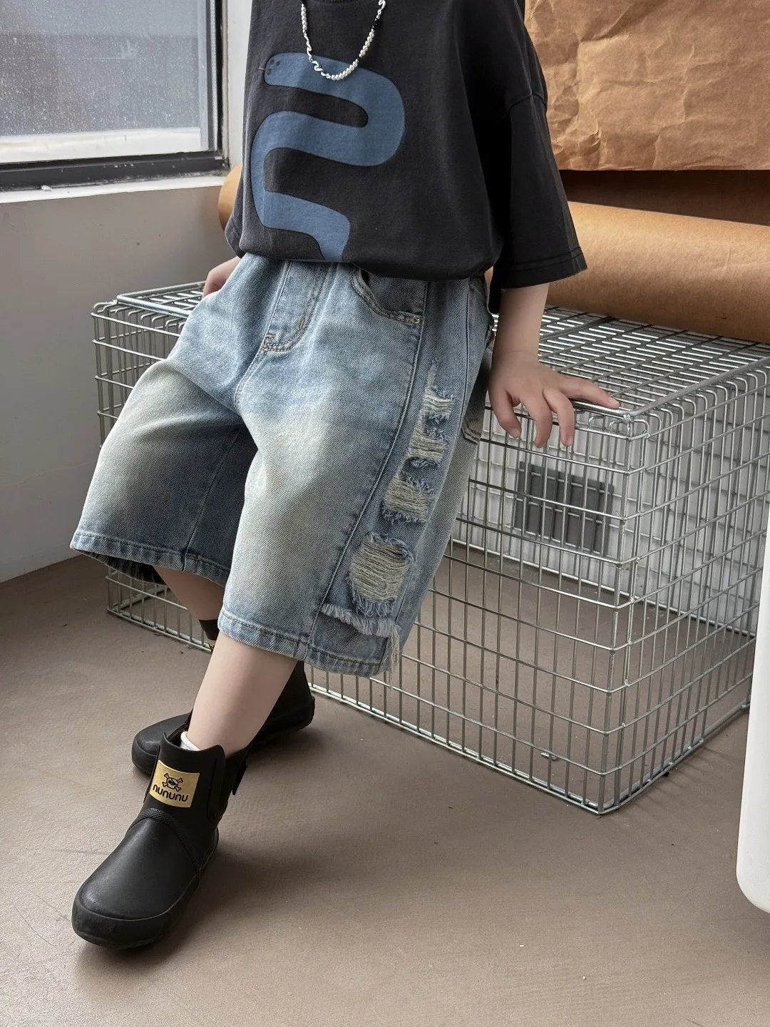 Children Clothes Boys American Vintage Style Ripped Denim Shorts Boys Summer Thin Loose Fashion Simple Casual Kids Pants