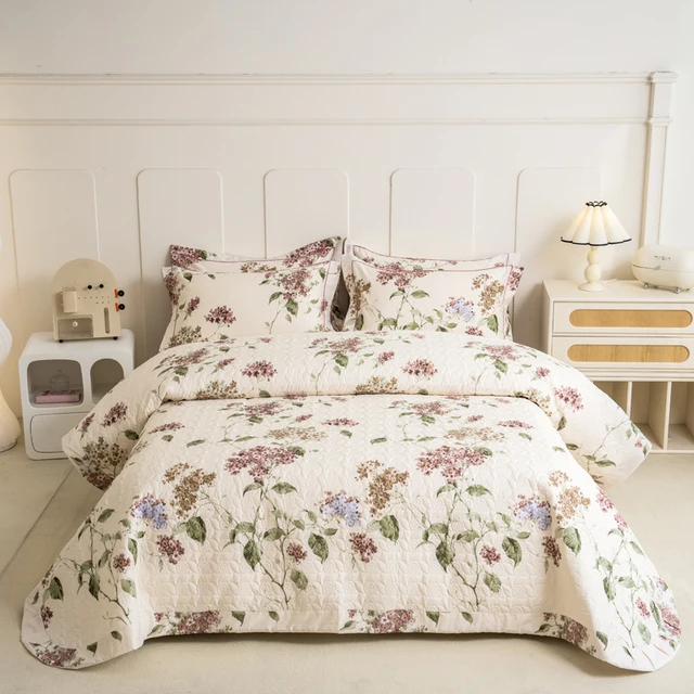 Set Colcha Terciopelo Bordado Velvet + Fundas (Blanco O Beige) – Hogar