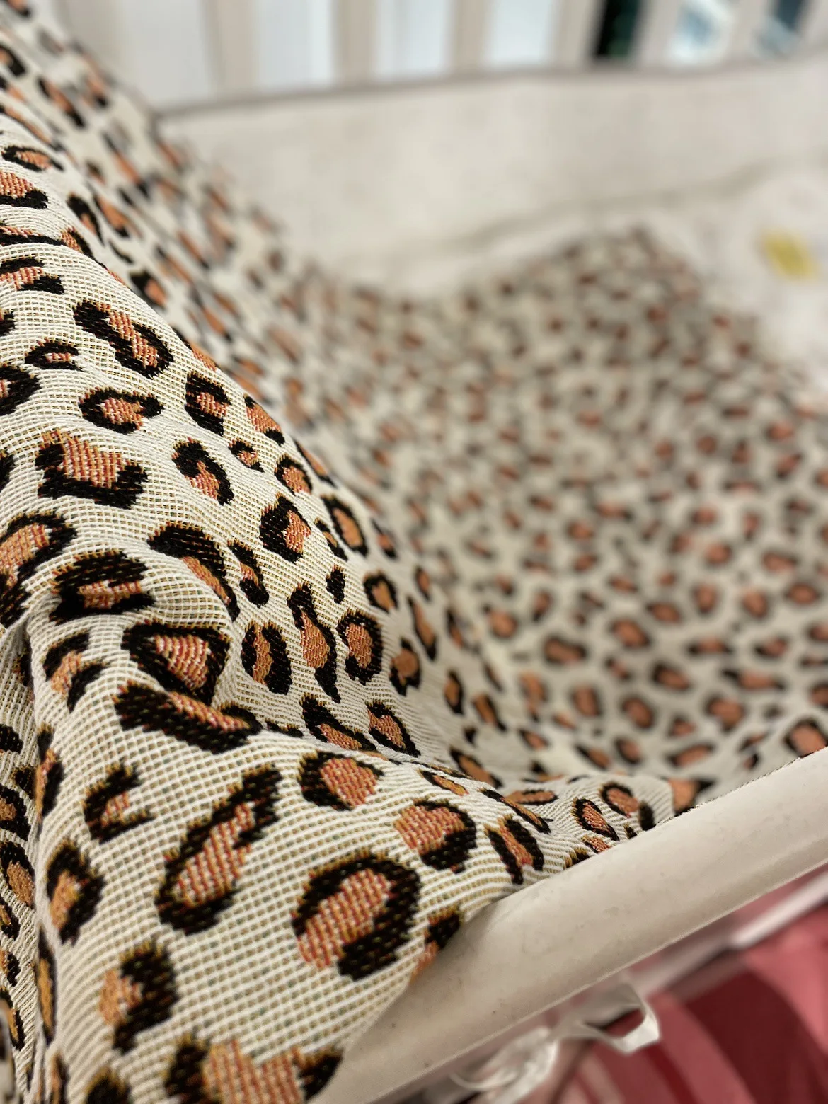 

Classic Leopard Print Knitted Blanket Shawl Napping Coverlet Tapestry American Style Sofa Cover Beds Home Decoration 130x160cm
