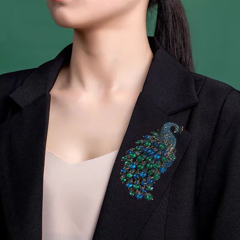 Broche Paon Strass Violet - Acier - Marque CLJ Charles Le Jeune - Belle Finition - Neuf Avec étiquette