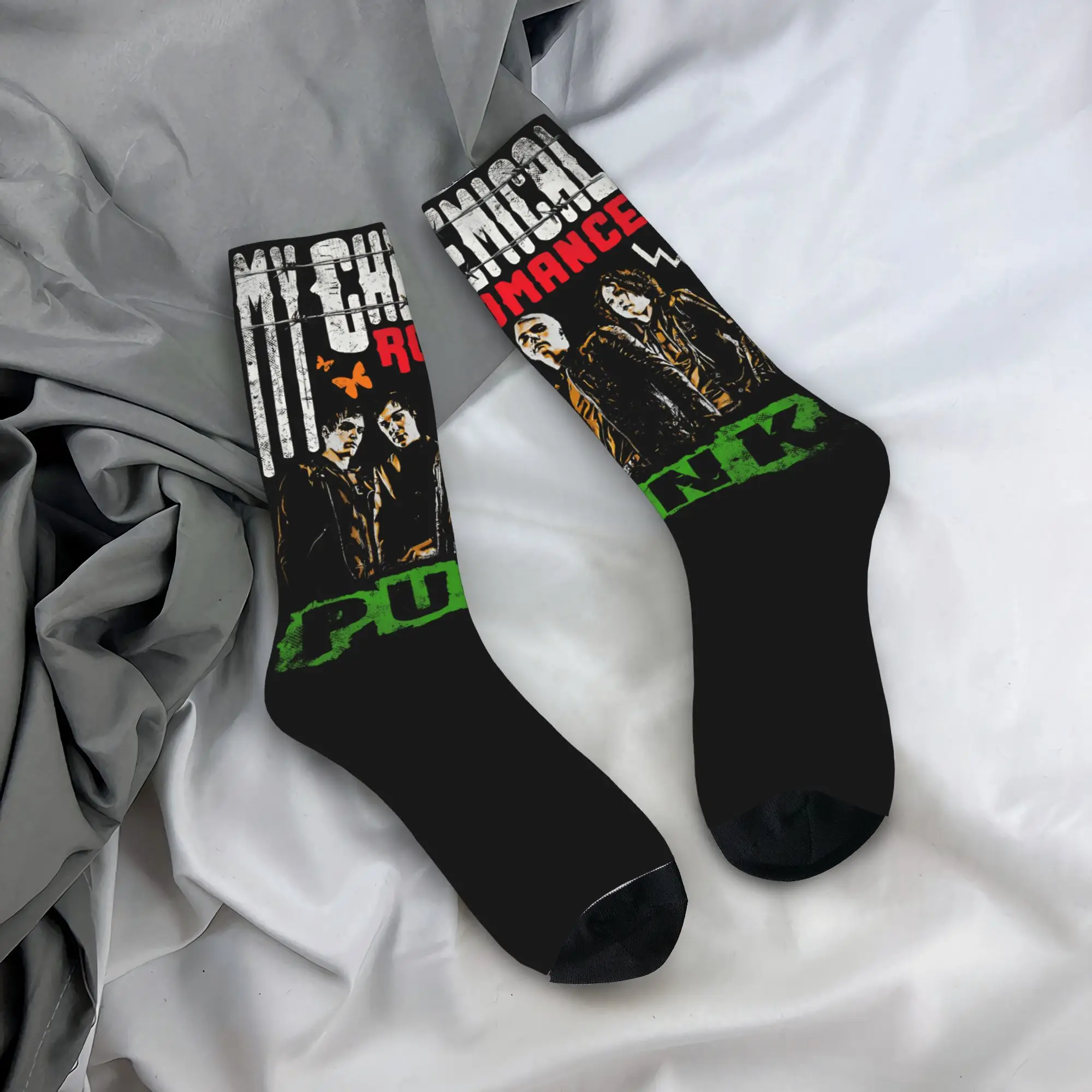 Retro My Chemical Romance Graphic Unisex Running Socks - Soft, Winter-Ready, Anti-Bacterial