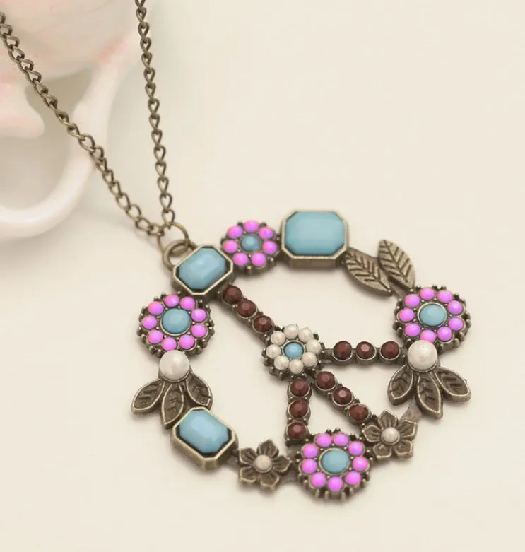 

INS Imitation Pearl Flower Women's Necklace Retro Geometry Lucky Pink Purple Pendant Y2K Accessories Jewelry Gift Bohemian Style