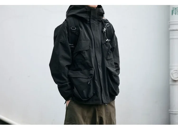 Jacket Detail 2