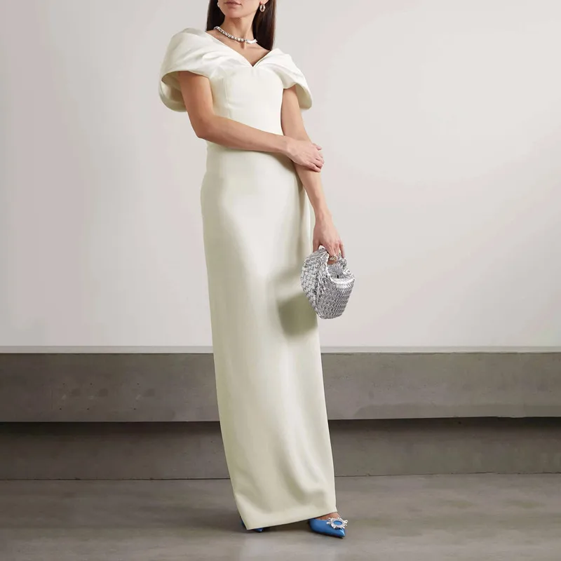 Элегантное прямое атласное платье