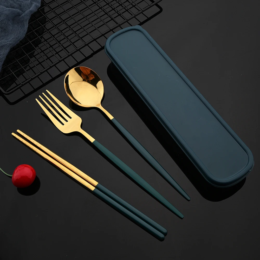 

Набор золотых столовых приборов, портативный дорожный набор столовых приборов, кухонная посуда из нержавеющей стали, столовая посуда с коробкой