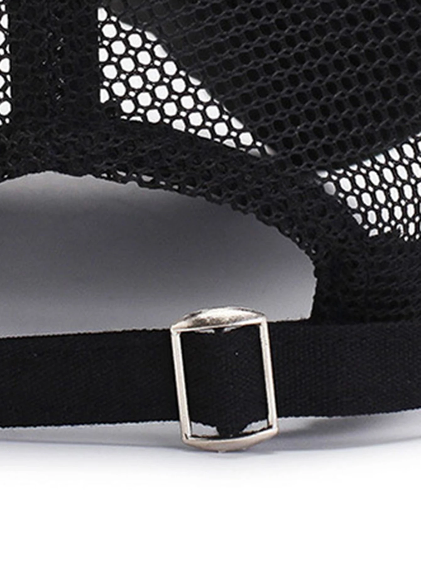 Unisex Letter Embroidered Baseball Net Cap Spring and Summer Outdoor Casual Cap Adjustable Sunscreen Cap