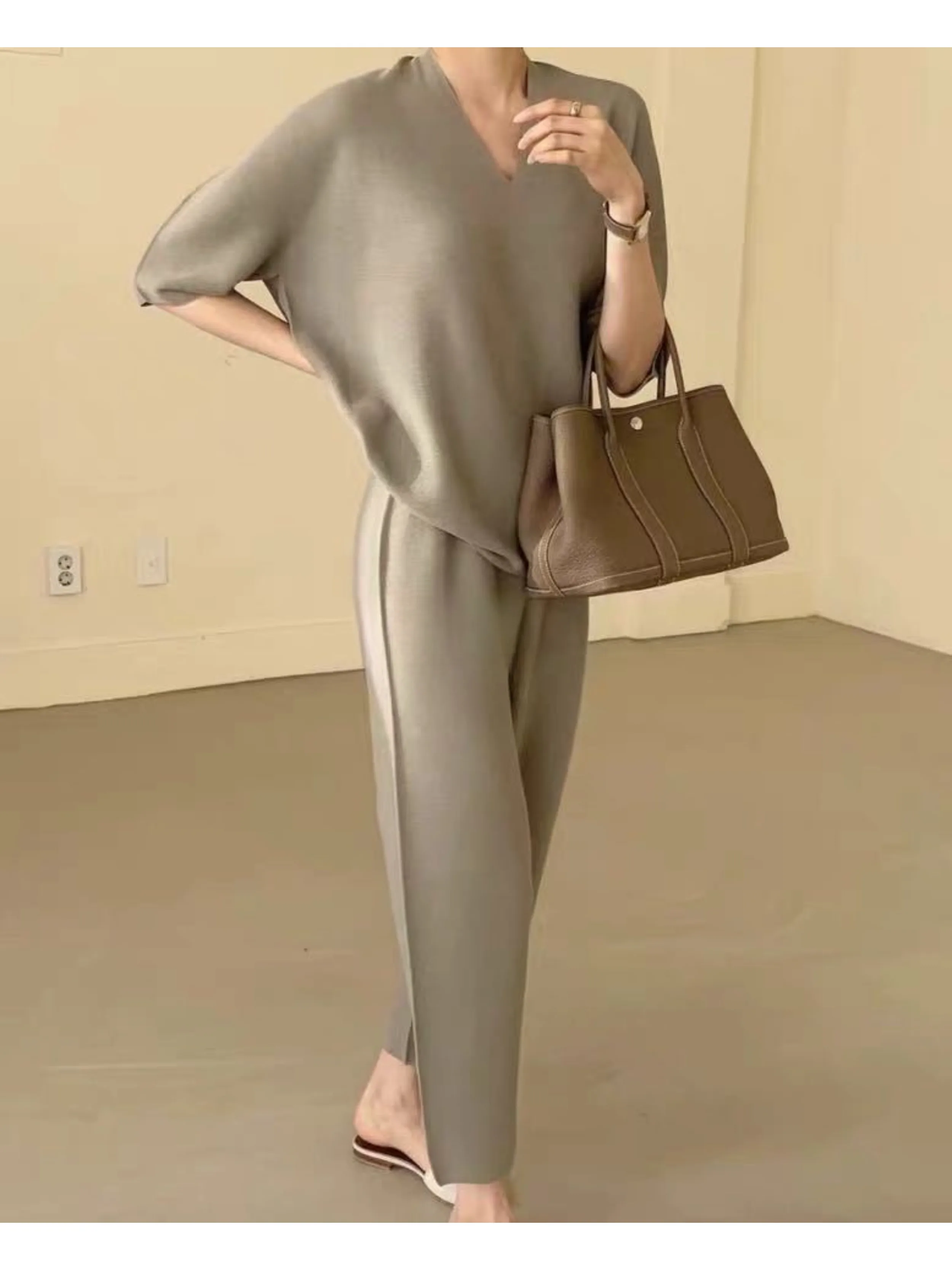 

Women Spring Elegant Solid Long Sleeve Two Piece Sets Casual O-Neck Tops and Long Pants Suit Office Lady Fashion Commut Set