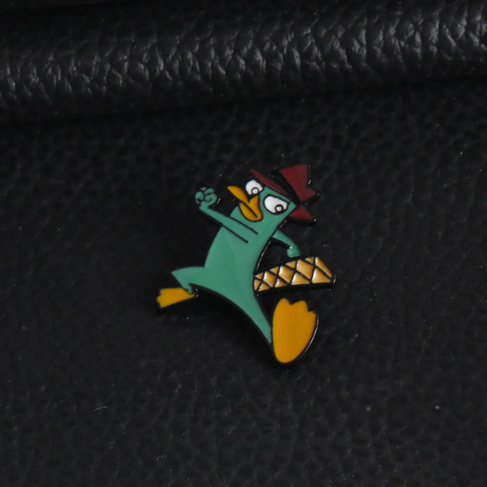Classic Cartoon Phineas & Ferb Badge Brooch Pins Cute Green Animal Perry The Platypus Shape Enamel Brooches Jewelry Cosplay Gift anime brooches,game brooch
