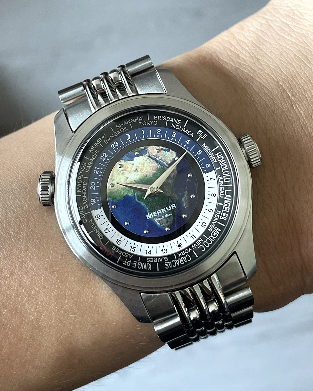 Merkur Dual Crown World Time Watch Retro Manual Mechanical Vintage 38mm For Men
