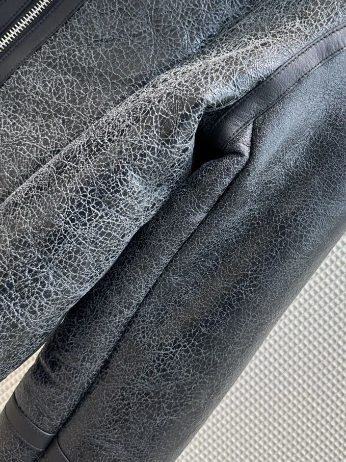 Рисунок 3 - Куртка из овечьей шерсти с отложным воротником