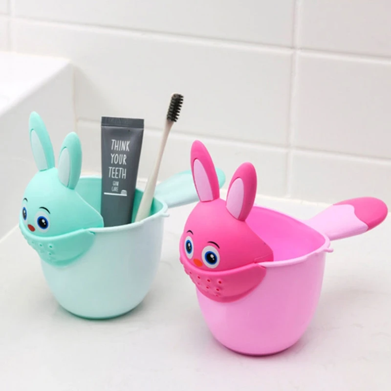 Shampoo Rinse Cup Baby Bath Waterfall Rinser Kids Shampoo Rinse Cup Cartoon Shower Washing for Head Watering Spoon Bathing Cups hair washing cups shampoo rinse cup