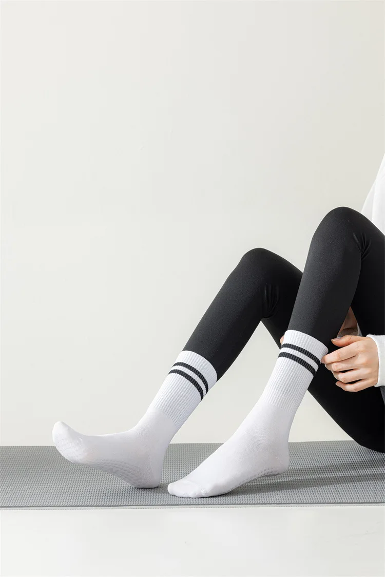 Ladies Ballet Dance Gym Elastic Fitness Cotton Non Slip Socks Women Breathable Grip Anti Slip Yoga and Pilates Socks for Woman 52 S56f02bfa30c24034b87bc63a52979c1fw