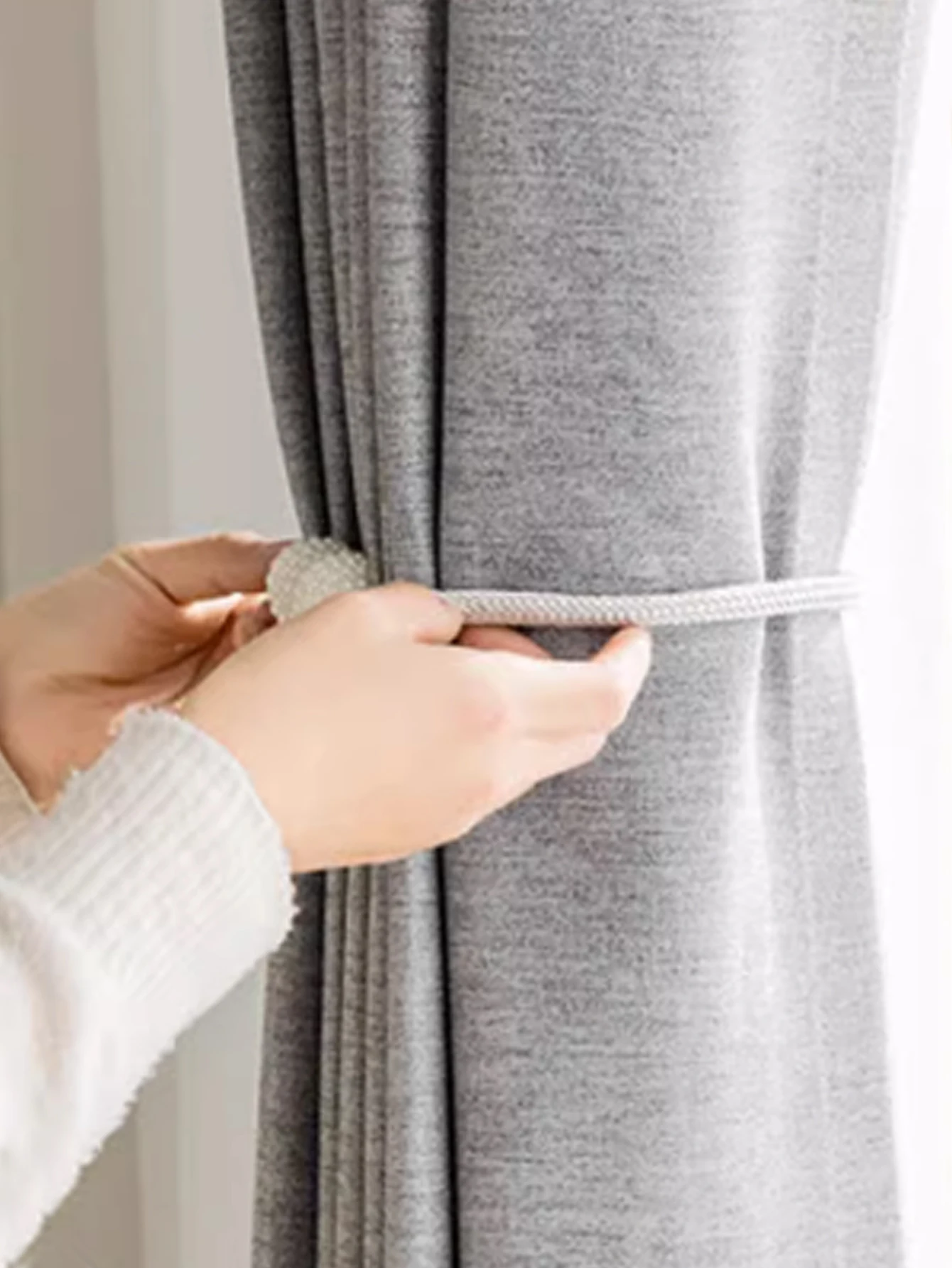 Premium 100% Polyester Blackout Curtains for Hotel and Home Living Rooms