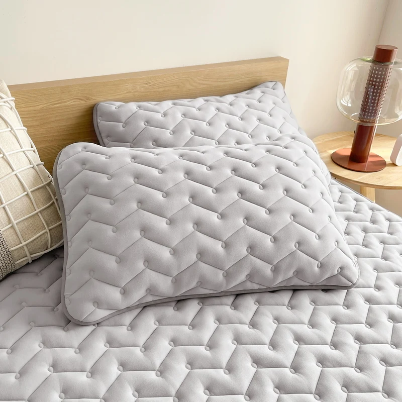 2025 New Solid Color Waterproof Bed Hat Wavy Cotton Anti-bacterial Mattress Cover Protector Skin-friendly Bed Cover with Elastic 6