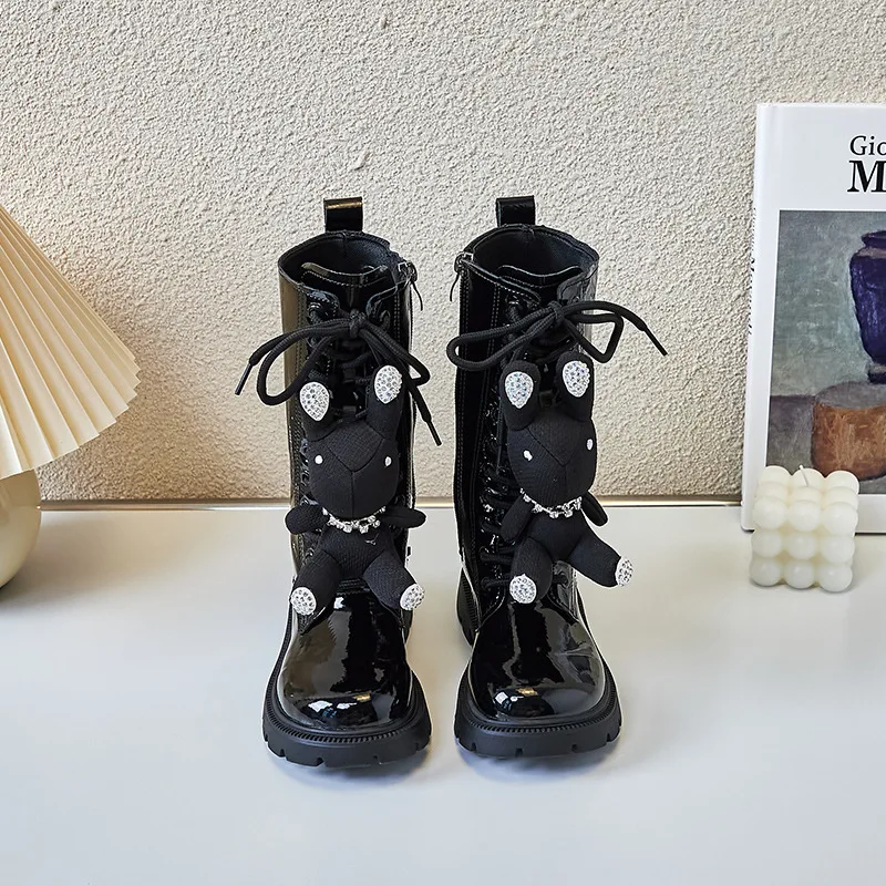 Autumn Winter New Fashion British Style Big Girl Knee-high Boots with Cute Cartoon Doll Black Single Boots with Thin Straps