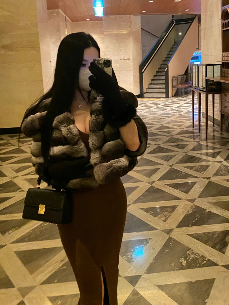 Luxury Black and Gray Short Fur Coat Female 2023 Fall Winter New Korean Style Fashion Lapel 3/4 Sleeve Faux Fur Coat Women