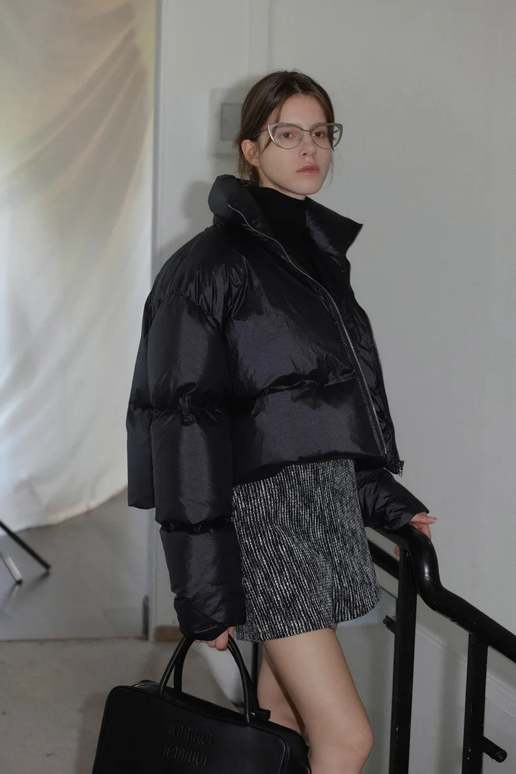 【Limited time discount】Short Stand Neck Bread Down Jacket for Women's Winter 90 White Duck Down Coat for baggey Warmth Overcoat