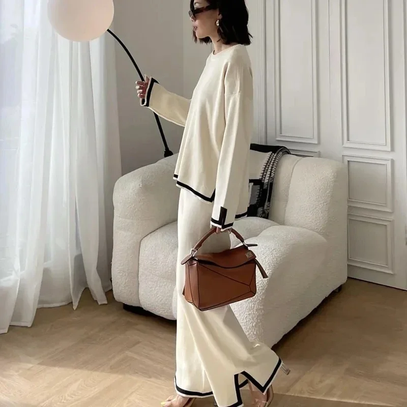 Рисунок 4 - Женский элегантный пуловер с круглым