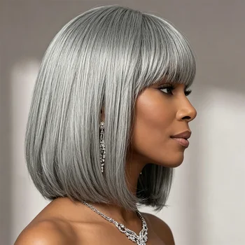 Parrucca Bob Grigio Argento per Donna con Frangia Dritta, Densità 180%, Realistica, Stratificata, in Capelli Umani Grigio Argento, Realizzata a Macchina