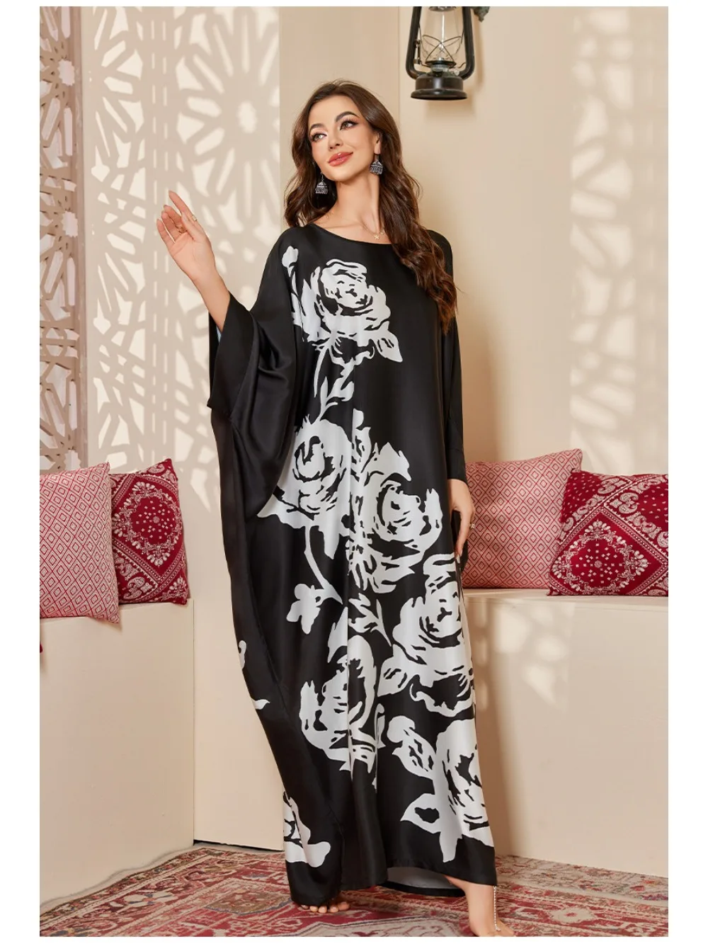 جلابية نسائية بتصميم الخفاش وعدة خيارات