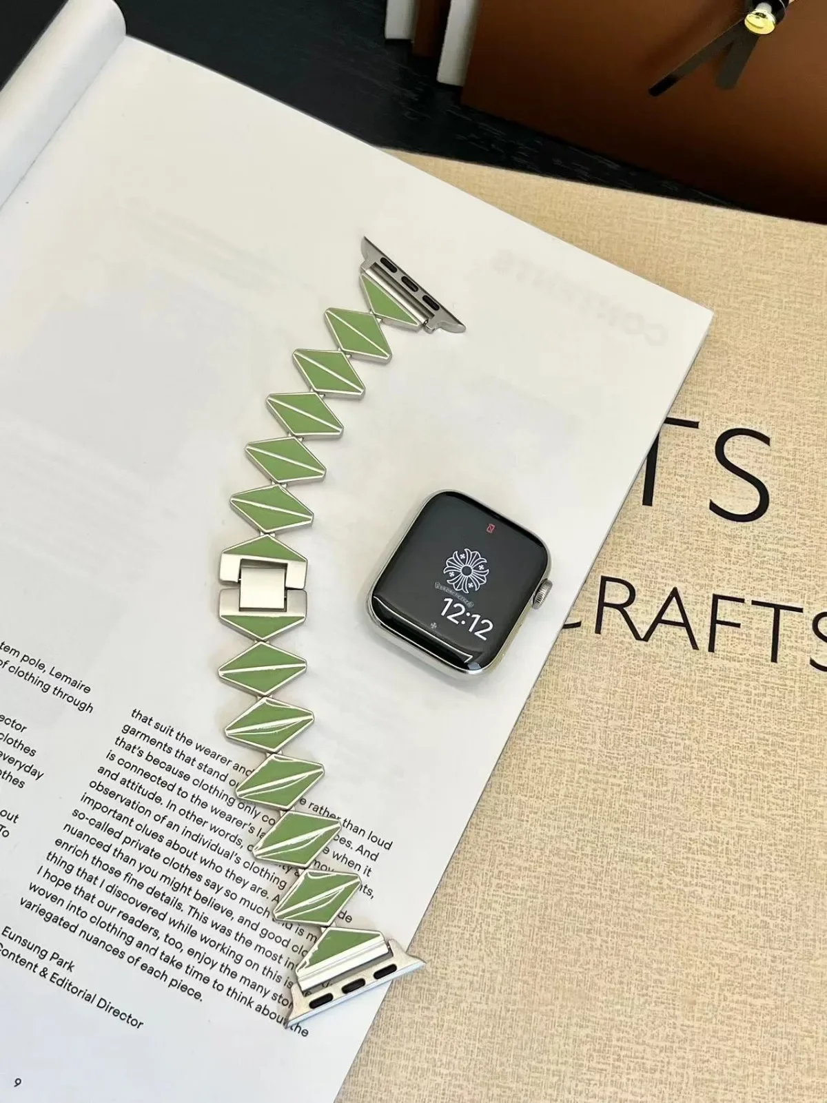Bracelet de montre pour iWatch 42/44/45/46/49 mm 38/40/41 mm Bracelet de montre tendance en métal pour montres de la série Ultra2 Série 10/9/8/7/6/5/4/3/2/1_voghion.com