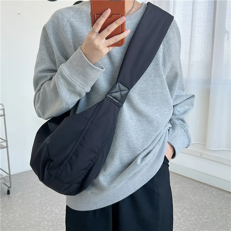 

Summer New Women's Bag Large Capacity Casual Nylon Crossbody Bag Dumpling Bag High Grade Solid Color Shoulder Bag