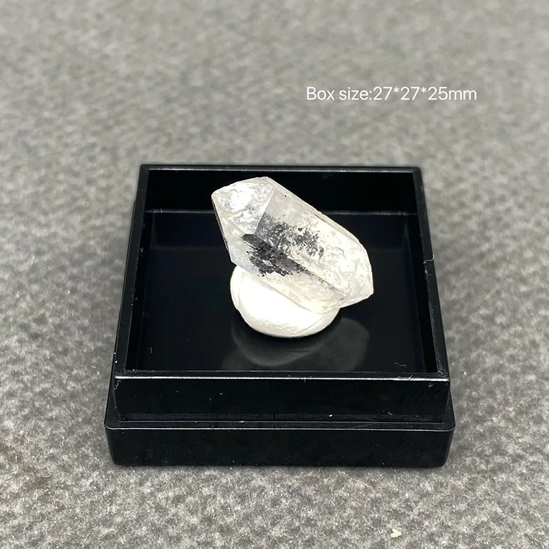 100% natural crystal diamond gemstone +Box size:27*27*25mm
