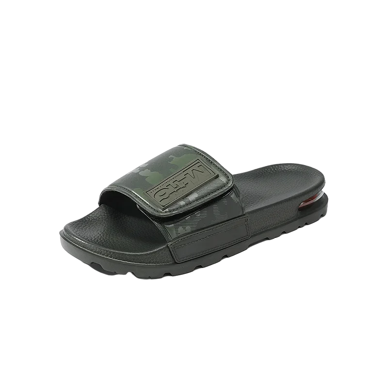 Men's slippers  casual flat non-slip outdoor beach slippers Family Bathroom shower Flip-flops plus size sandals Men’s Sandals