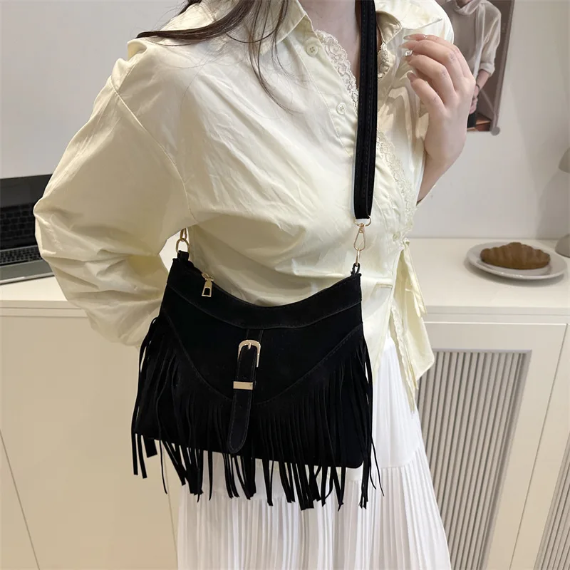 Trendy Women's Shoulder Bag Summer New Tassel Crossbody Bag Vintage Personality Tote Bag Fashionable Polyester Lining 크로스백