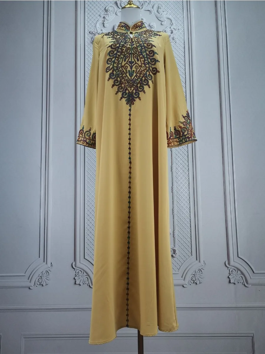 جلابية كحلي بتطريز شرقي ملون