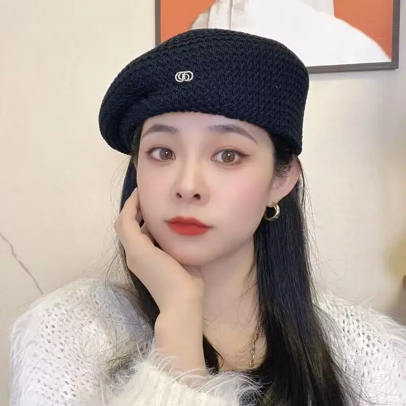 여성 여름 모자, 크로셰 베레모 모자, 부드러운 Slouchy 베레모, 햇빛 차단 모자, 세련된 컷 아웃 베레모 모자, 니트 비니 모자, 프랑스 화가 모자
