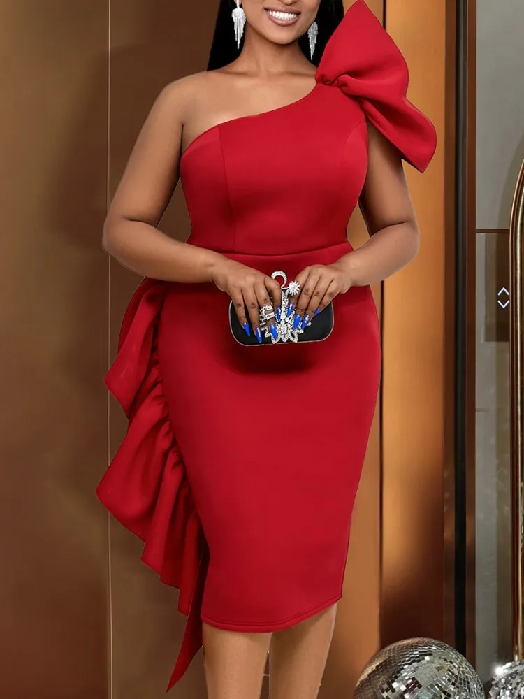

Off Shoulder African Dress For Women Elegant Party Gown High Waist Red Sleeveless Sexy Dress Evening Robe Femme Big Size Clothes